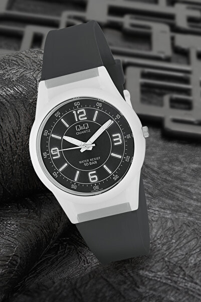 Q&Q Women's Waterproof Plastic Cord Wristwatch