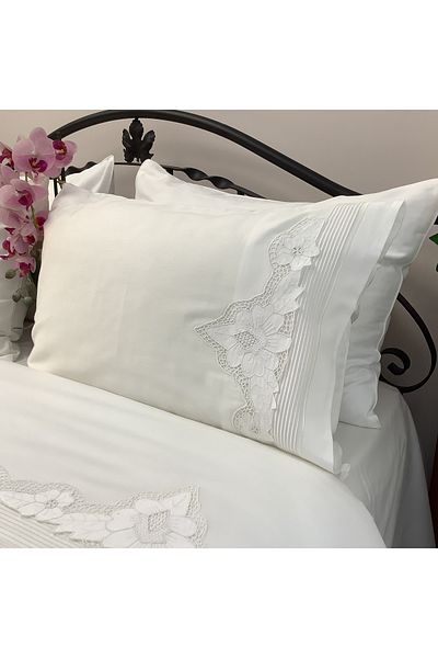 OYA home White Work Cotton Duvet Cover Set -6 Pieces