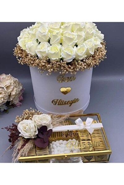 gifthomeshop En Uygun Kız İsteme Çiçeği (41 Çiçek ) ve Cam Kutuda İsimli Nişa...