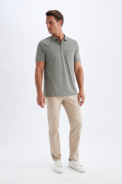 DeFacto Normale Passform, einfaches, gerades, kurzärmliges Piqué-Poloshirt X7133az24sm