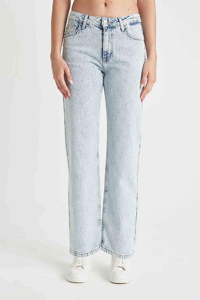 DeFacto D2614AX24HS - Jeanshose im verwaschenen Straight Fit, Knöchellänge