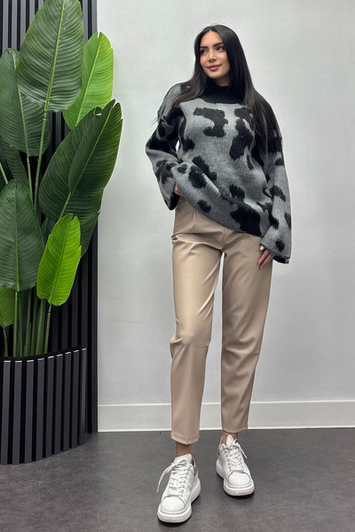 Swana Kadın Batik Desenli Bogazlı Triko Kazak- Siyah