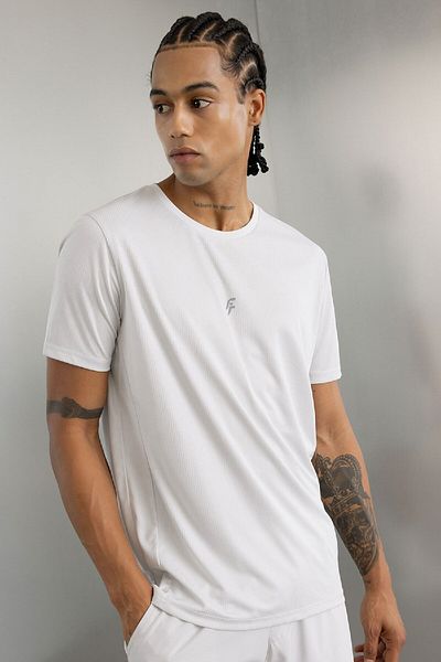 DeFacto Weißes, schmal geschnittenes, bedrucktes Sport-T-Shirt – Rundhalsausschnitt, kurze Ärmel X6142az24au