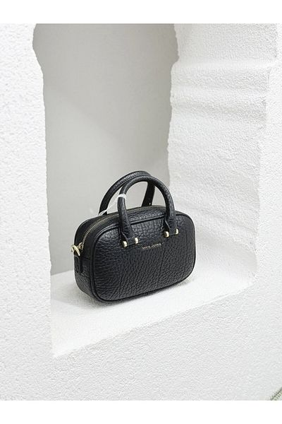 David Jones Cm7100 Model Women's Crossbody Bag - Hand and Design