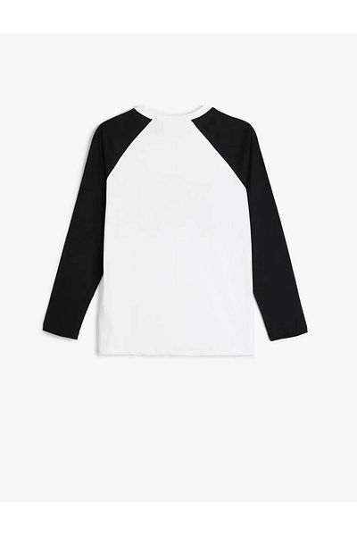 Koton Μακρυμάνικο μπλουζάκι με άδεια Beetlejuice - Crew Neck