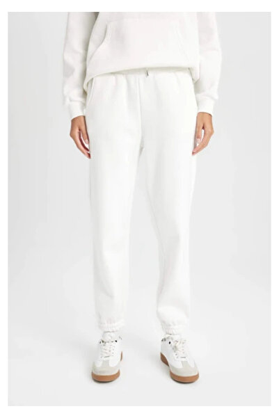 DeFacto Ženske pantalone u boji krem - Model V2700az