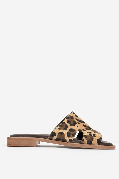 Dericlub Γυναικείες παντόφλες ZY 8012 Leopard Pattern - Γνήσιο δέρμα, με λουράκι