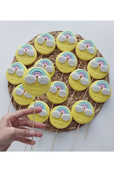 Tatlı Armağanlar Isimli Çubuklu Renkli Gökkuşağı Butik Kurabiye - 20 Adet