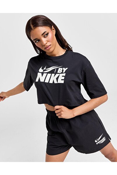 Nike Sportswear Gel Wide Cut & Off Shoulder Cropped Short-Sleeve Oversize Siyah Kadın Crop T-shirt