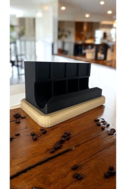 Aaron Boriss حامل كبسولات القهوة 4 قطع (يشمل الطبق البني)