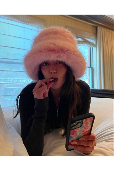 Luminos Butik Pink Bucket Heart Hat-Beanie - Adjusting Plush Manufacturer: Spk1142
