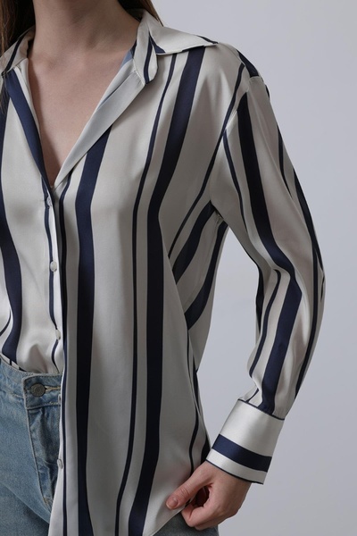 Reyon Kadın Lacivert Çizgili Saten Gömlek