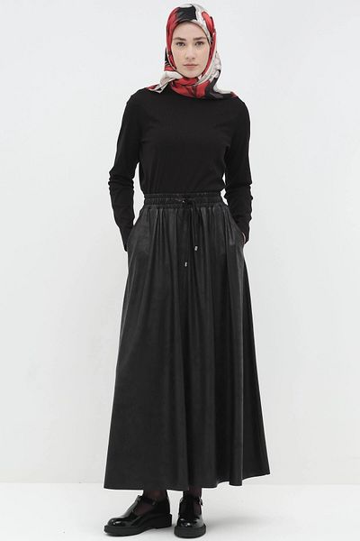 Tuğba Four-Piece Pocket Skirt - Black