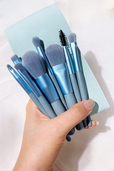 Chavin Набір з 8 шкіряних пензликів для макіяжу: для тонального крему, тіней, пудри, підводки для очей cin828mv