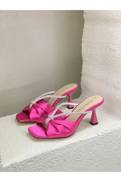 NUR KARACA 23y8151 - Γυναικείες παντόφλες με τακούνι 8cm με λεπτομέρεια από πέτρα