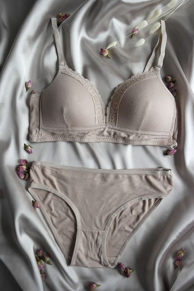love secret Γυναικείο Σετ σουτιέν και εσώρουχα με ραβδώσεις - Κομψά και άνετα εσώρουχα