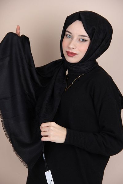 ipekevi Black Silkhouse Blend Shawl 5677