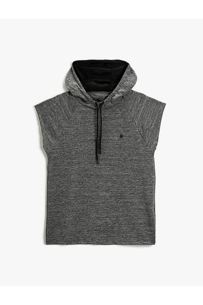 Koton Basic-Sport-T-Shirt mit ärmelloser Kapuze