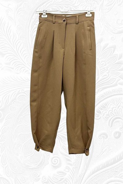 Puane STONE Zra 18123 - Pantaloni eleganti de tip morcov plisați cu nasturi