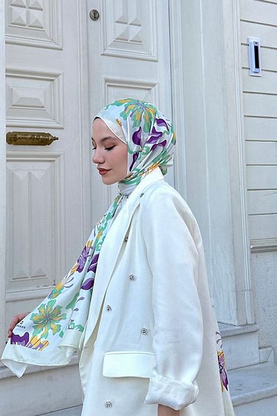 İpekhan شال ناعم من Nature Freesia باللون الأبيض والأرجواني 3038-09