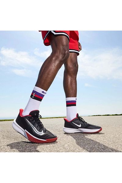 Nike Přesné Vıı Fn4322-002 černé pánské basketbalové boty
