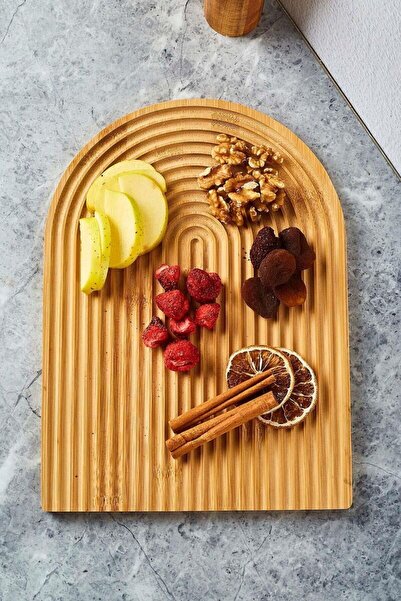 VANCKEY 1Pc Decorative Bamboo Cutting Board Rainbow Shaped Bamboo Serving Boa...