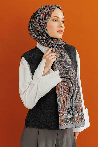 VALORSCARF Gray Rustic Patterned Batter