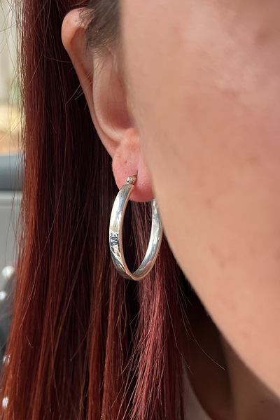 Pinart 925 Ayar Gümüş Helen Model Oval Halka Şık Kadın Küpe PNRTB001300