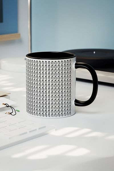 feinas Textured Black Porcelain Mug