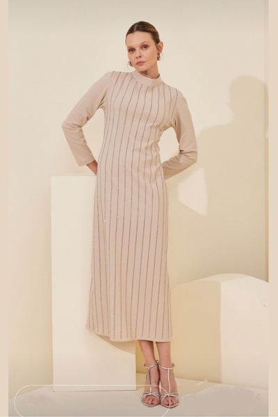 Puane Boydan Taşlı Uzun Kalem Elbise