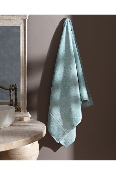 Madame Coco Martha Tencevoy Bath Towel - Mint Green, 80X150 cm