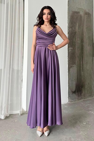 Serica Moda Βραδινό φόρεμα με λιλά λουράκι με αλυσίδα