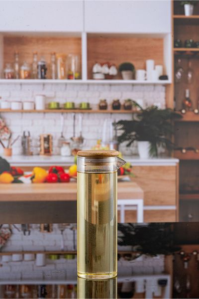 Lizzy Glass Oil Pot with Bamboo Lid