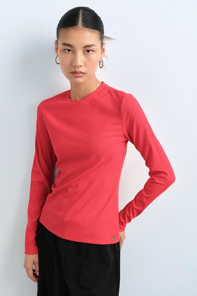 Nihan Red Crew Neck Blouse