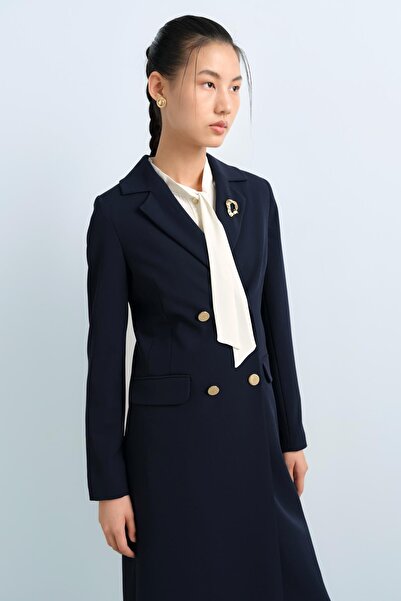 Nihan Metal Düğmeli Kruvaze Kapama Uzun Ceket Lacivert