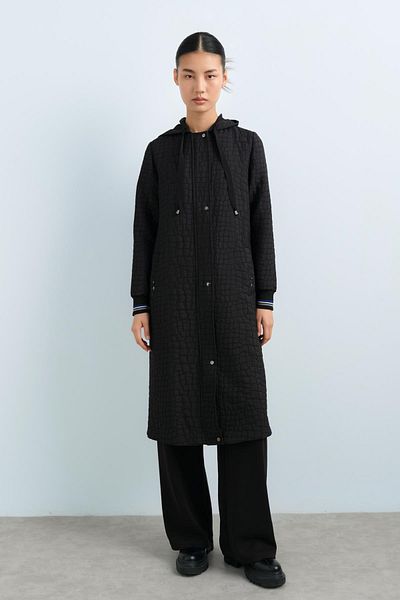 Nihan Thin Quilted Sleeves Ribbed Hooded Cap Black