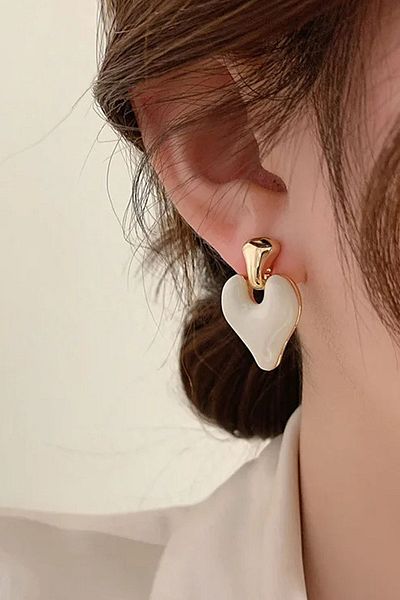 Glaren Dangle White Enamel Heart Women's Earrings