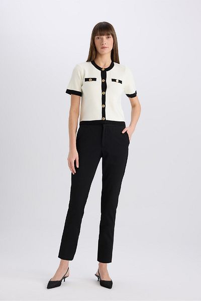DeFacto Klassische Chino-Hose mit normaler Taille, Basic, gerade Tasche, knöchellang, C1429AX25SP