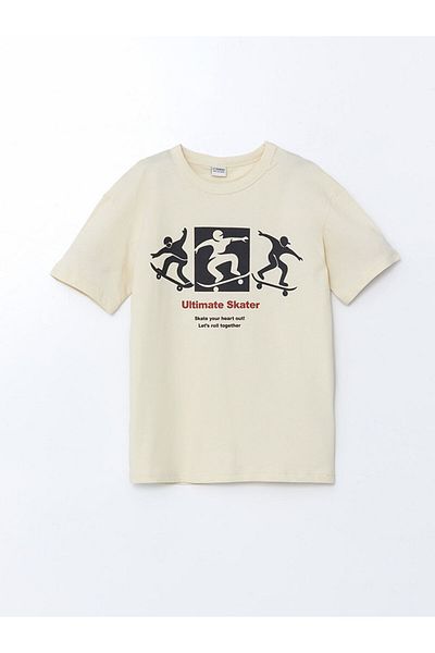 LC Waikiki Lcw Crew Neck Boys T-Shirt and Shorts