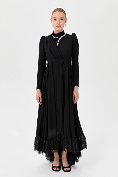 Nihan Taş Detaylı Etek Ucu Dantelli Elbise Siyah