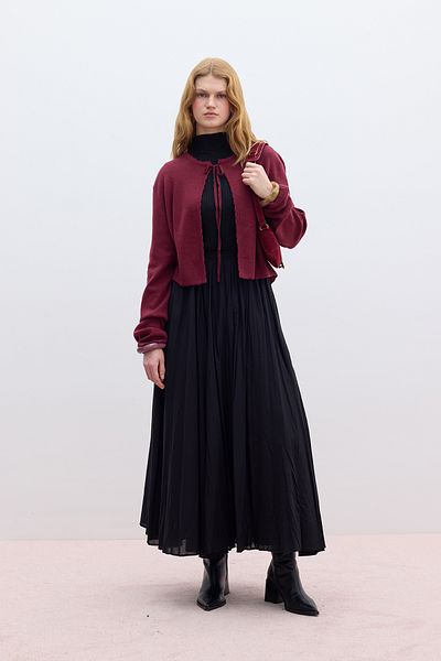 Manuka Claret Red Knitwear Cardigan - Soft Texture and Lace-Up