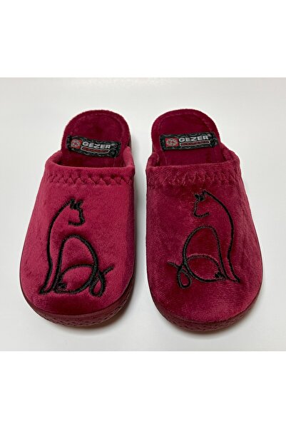 GEZER KEDİ FİGÜRÜ NAKIŞ DETAYLI YÜKSEK TABAN KADİFE KADIN KIŞLIK EV TERLİĞİ