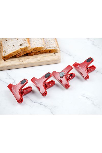 BETTY CROCKER Kitchen Clips With Magnet Set Of 4 Pieces Red