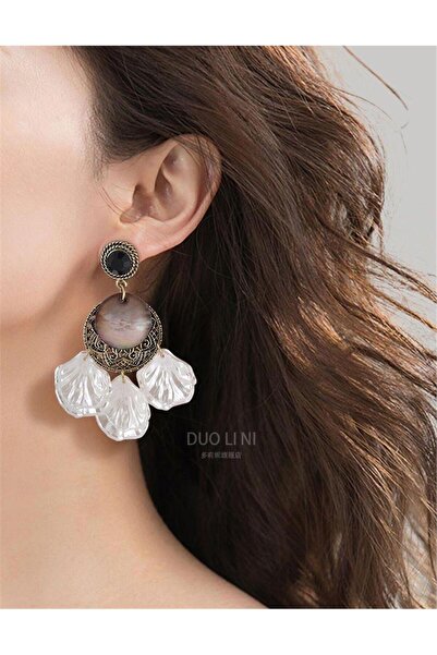 Pelin Aksesuar Silver Sedef Yapraklı Otantik Küpe