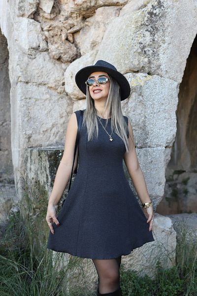 bytugcekaya Βασικό φόρεμα Anthracite Zero Sleeve