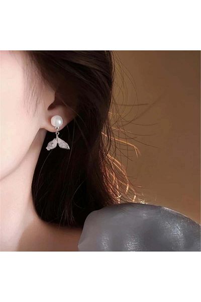 Pelin Aksesuar Fishtail Ghost Earrings with Pearls