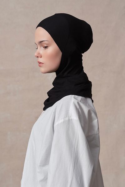 Qef Black Hijab Bonnet