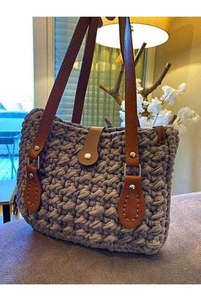 Liva Hand Knitted Shoulder Bag