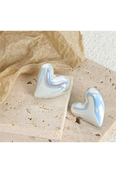 Pelin Aksesuar White Shiny Surface Heart Earrings