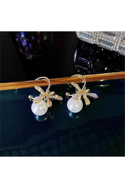 Pelin Aksesuar Pearl and Crystal Flower Earrings